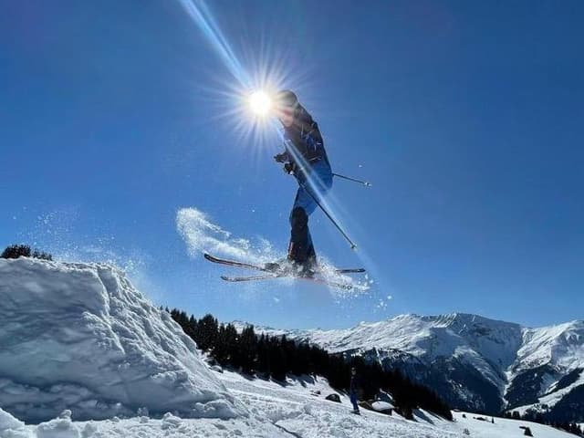 Skiing